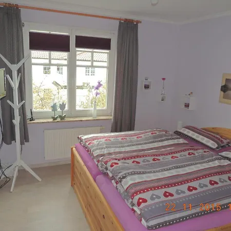 Апартаменты Villa-Moenchgut-Ferienwohnung-Krueck-Floeter